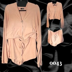 Matching set, terry robe material. Peach color. Fill a bag item.